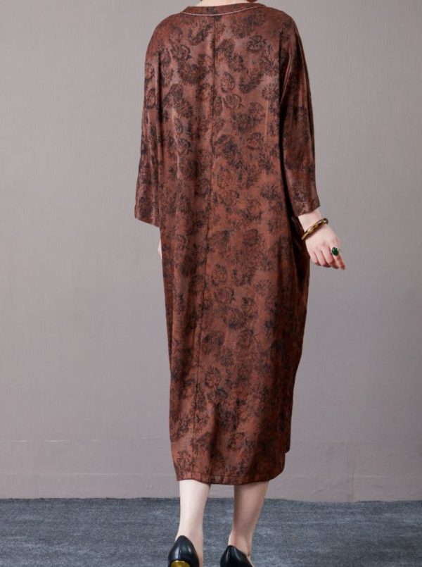 Vintage-Inspired Brown Floral Maxi Dress - Image 9