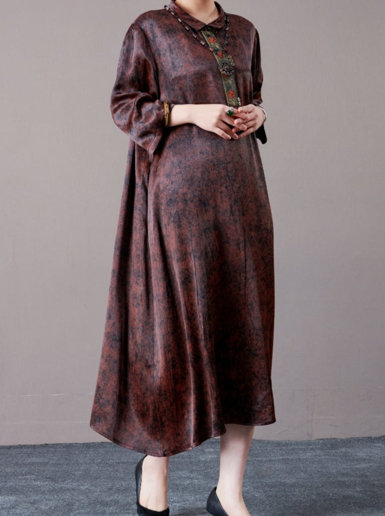 Vintage Brown A-Line Dress with Floral Embellishment - Image 3