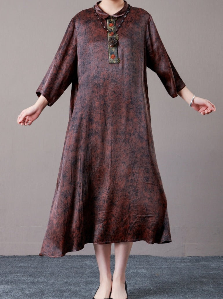 Vintage Brown A-Line Dress with Floral Embellishment - Image 4