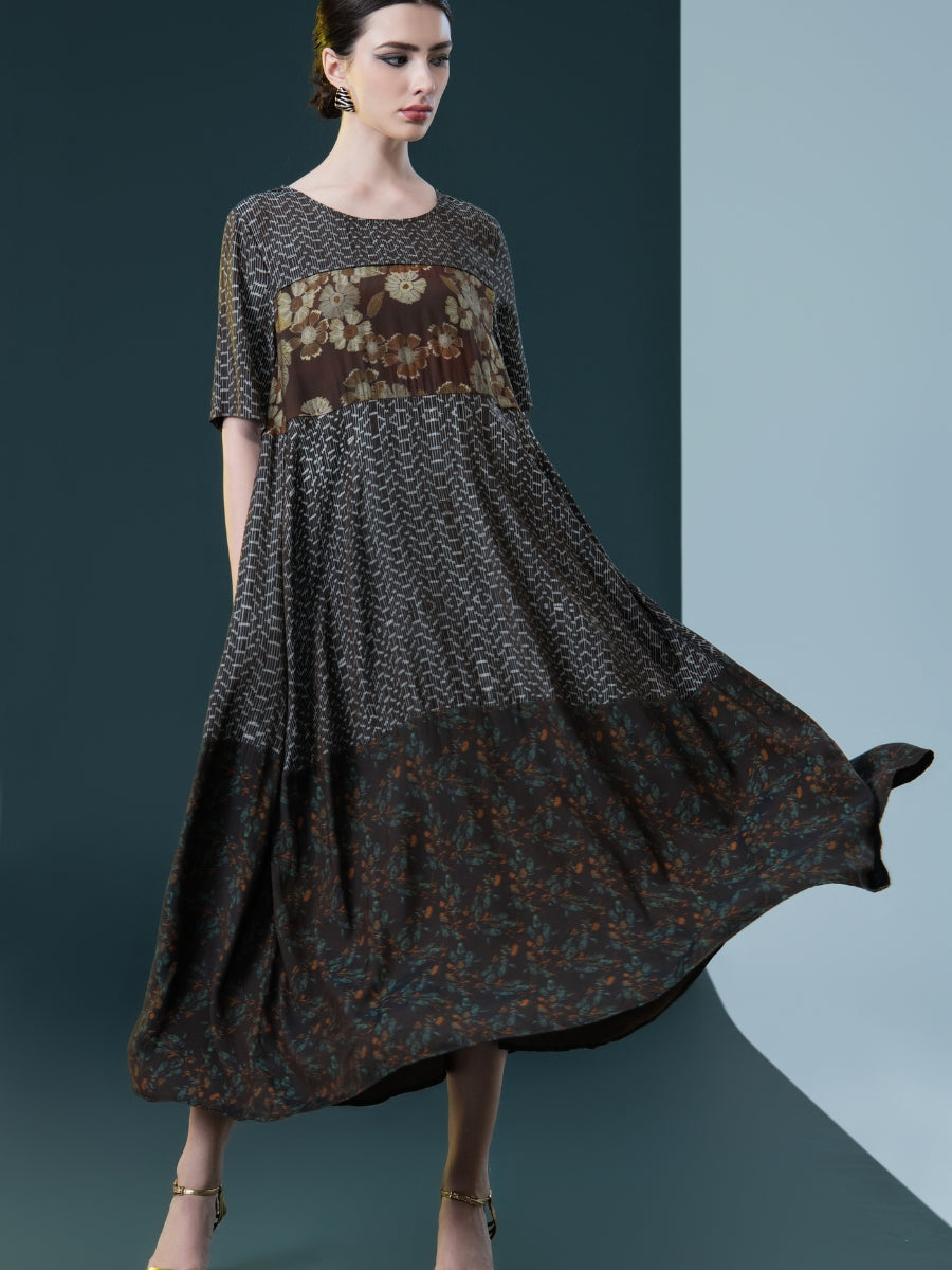 Elegant Bohemian Floral Maxi Dress - Image 8