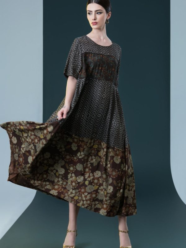 Elegant Bohemian Floral Maxi Dress - Image 11