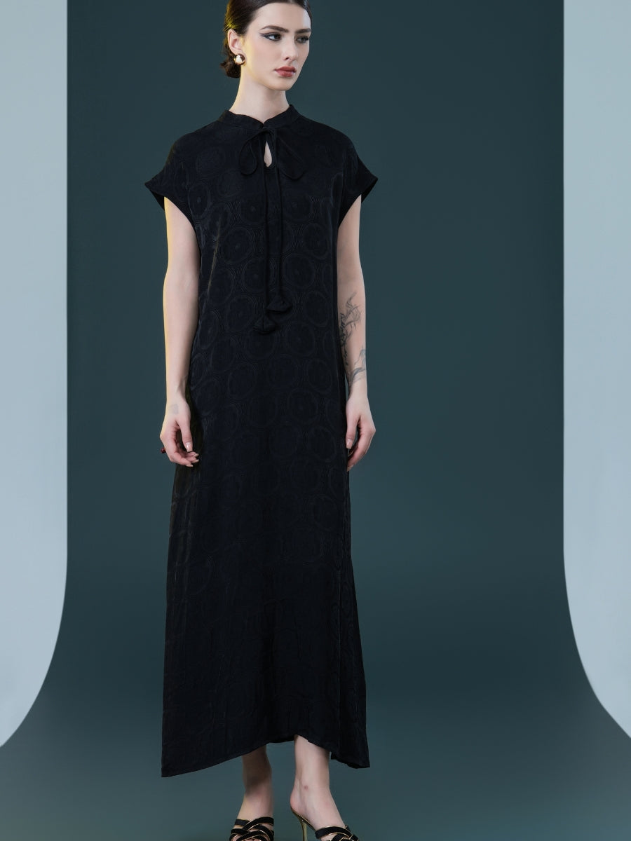 Elegant Black Cap-Sleeve Maxi Dress with Tie Neck - Image 7