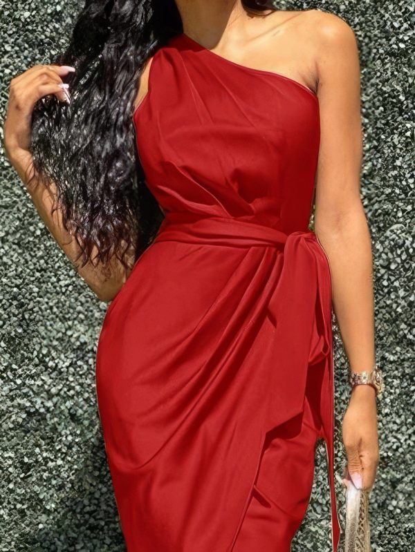 Elegant Slanted Shoulder Sleeveless Long Dress - Image 11