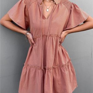 Stylish Pleated V-Neck Dress with Belt and Short Sleeves