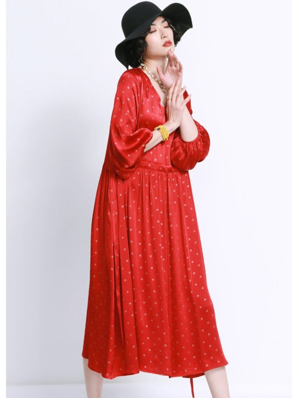 Elegant Black Polka Dot Maxi Dress with Cinched Waist - Image 9