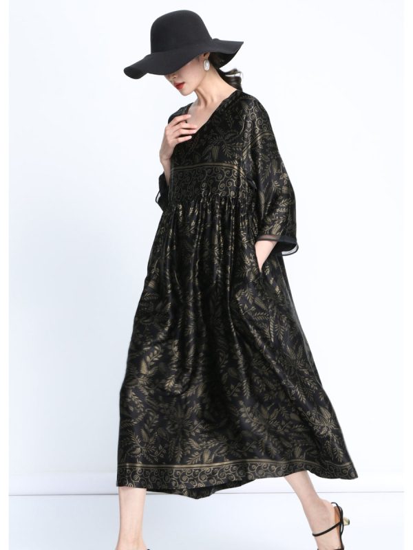 Elegant Black and Gold Floral Maxi Dress - Image 5