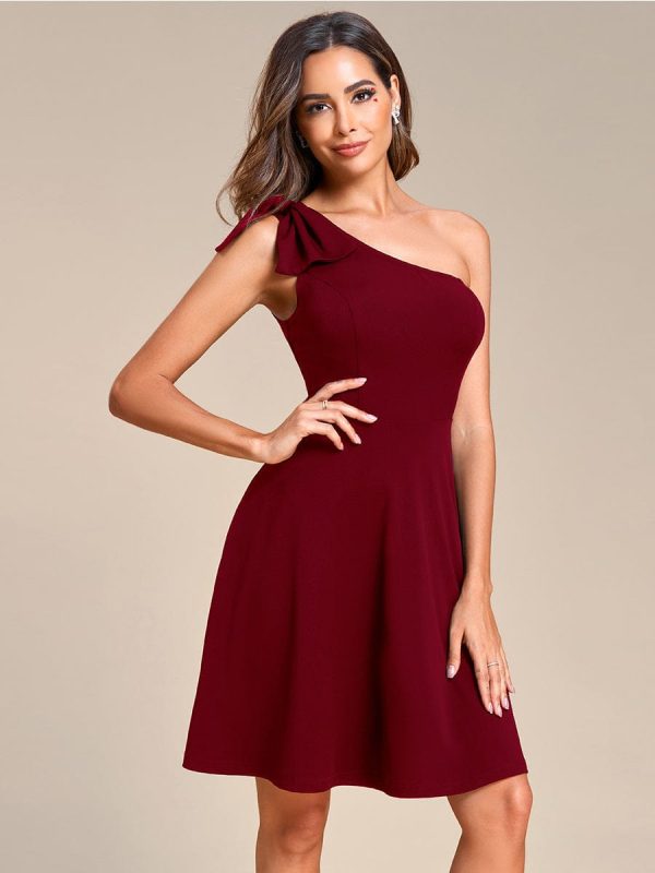 Asymmetrical Bowknot One Shoulder Cocktail Dress - Image 2