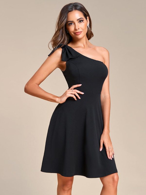 Asymmetrical Bowknot One Shoulder Cocktail Dress - Image 9