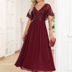 Chic V-Neck Mother of the Bride Dress with Short Ruffles Sleeves