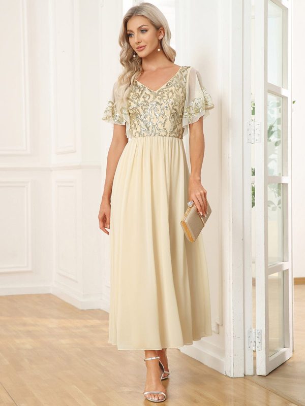 Chic V-Neck Mother of the Bride Dress with Short Ruffles Sleeves - Image 10