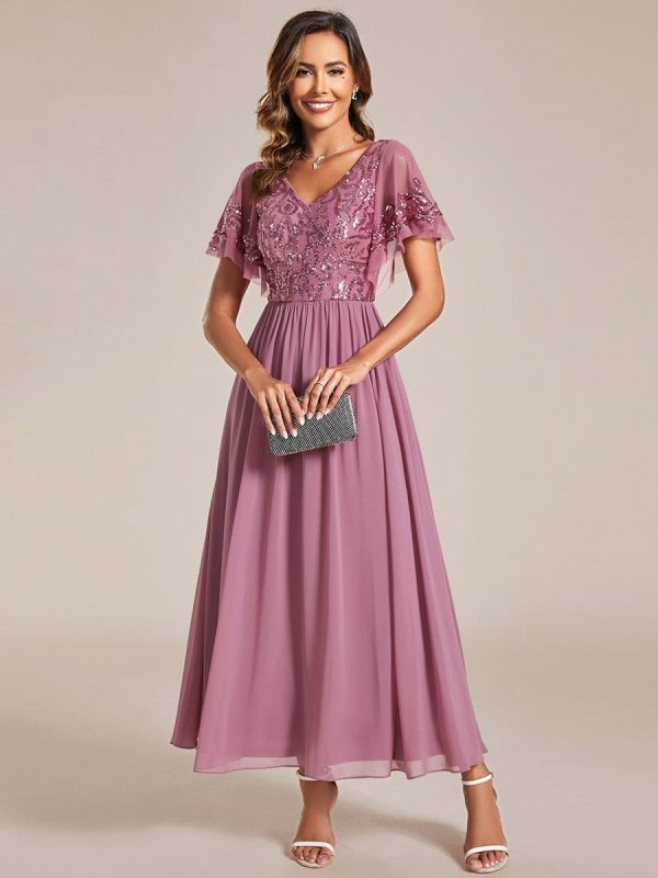 Chic V-Neck Mother of the Bride Dress with Short Ruffles Sleeves - Image 12