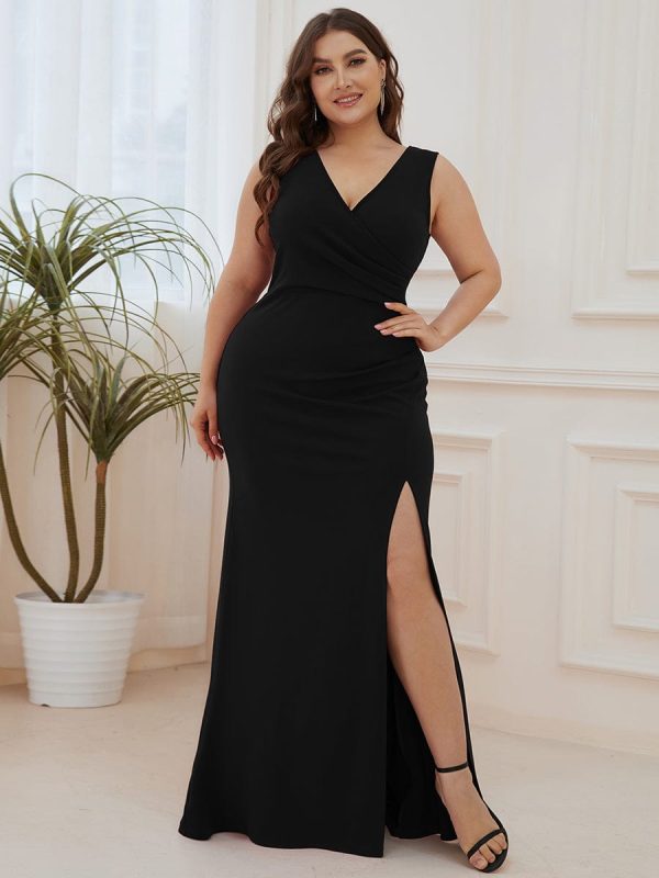 Elegant Deep V-Neck Split Pencil Evening Dress for Plus Sizes - Image 5