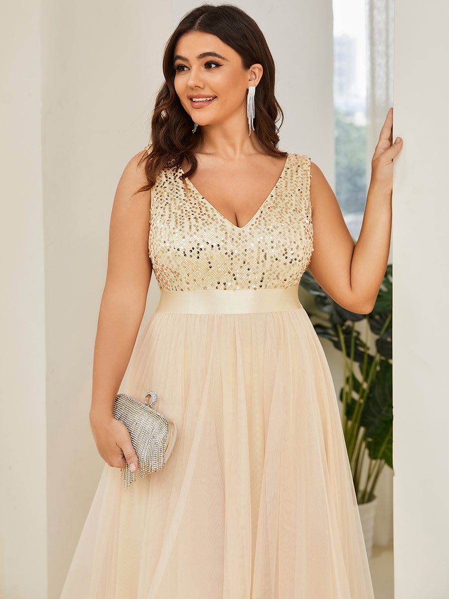 Elegant Glittery Plus Size Evening Dress with Chic Asymmetrical Deep V-Neck Hem - Image 33