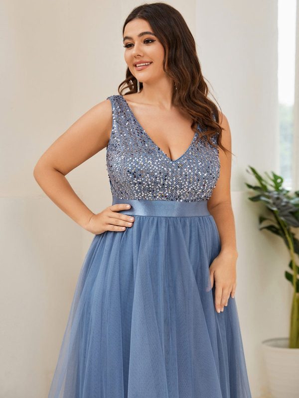 Elegant Glittery Plus Size Evening Dress with Chic Asymmetrical Deep V-Neck Hem - Image 38