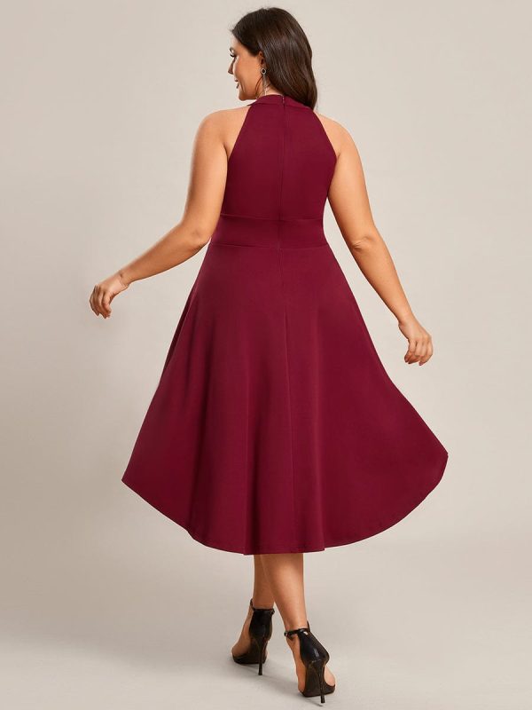 Elegant Halter Neck Midi Cocktail Dress for Plus Sizes - Image 3
