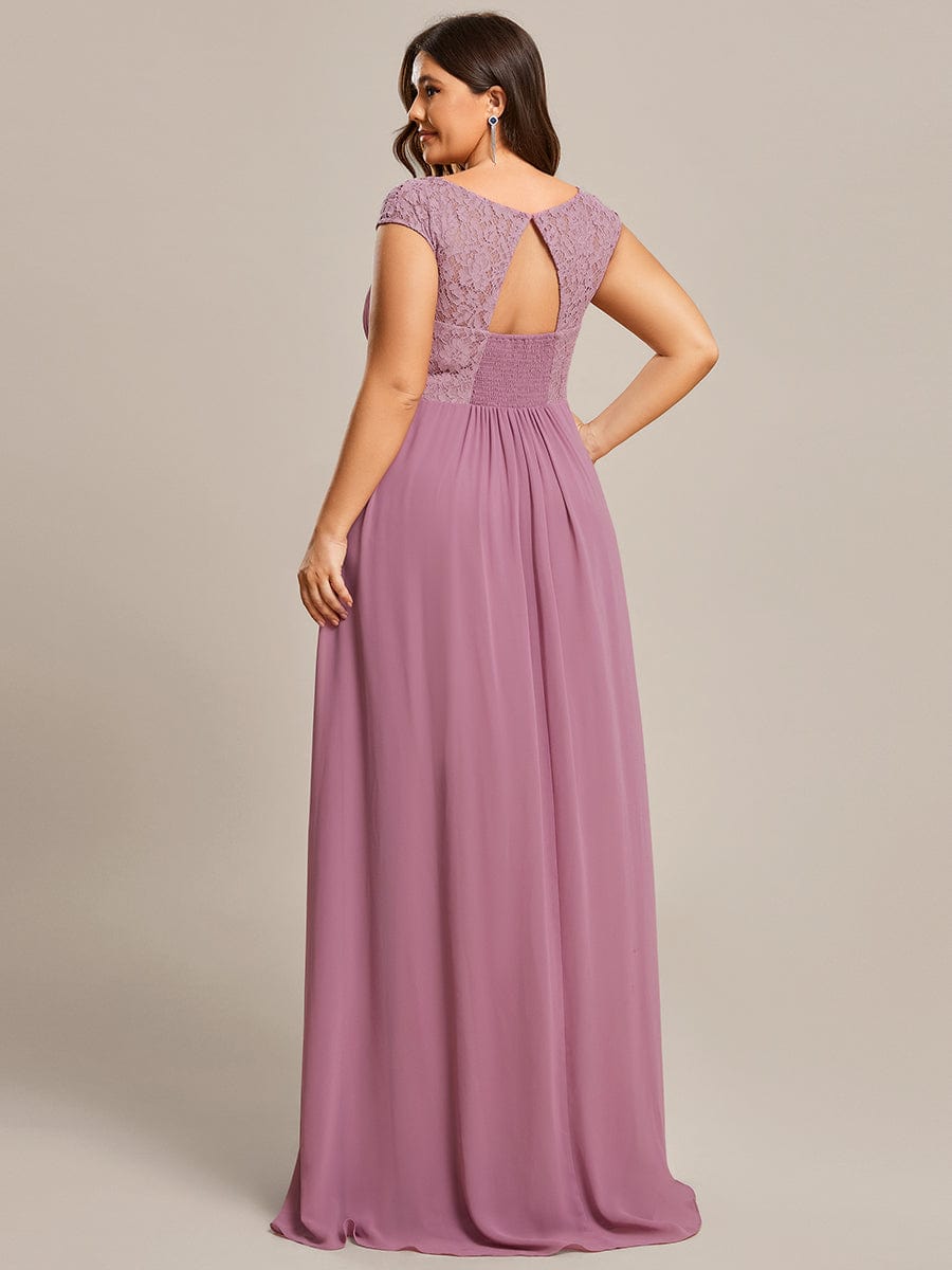 Elegant Lace & Chiffon Plus Size Evening Gown with Cap Sleeves - Image 2