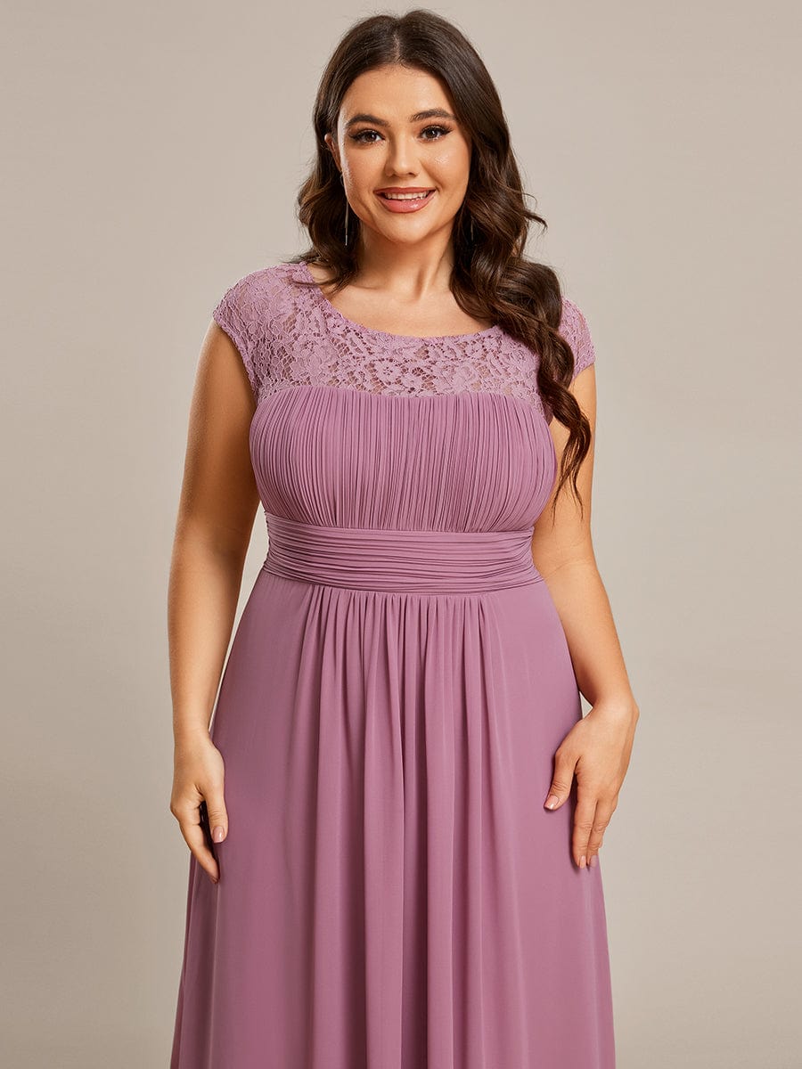 Elegant Lace & Chiffon Plus Size Evening Gown with Cap Sleeves - Image 5