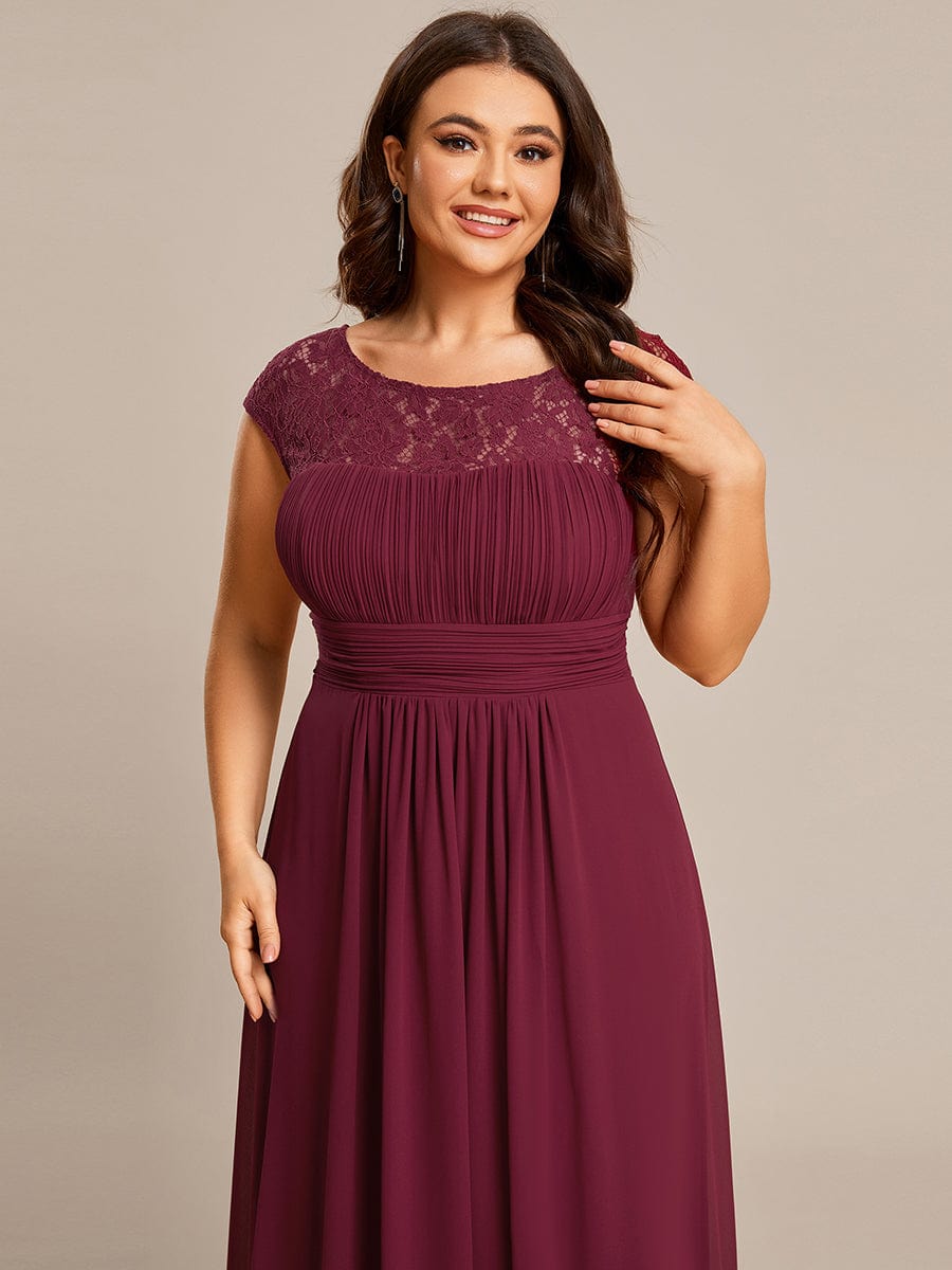 Elegant Lace & Chiffon Plus Size Evening Gown with Cap Sleeves - Image 10