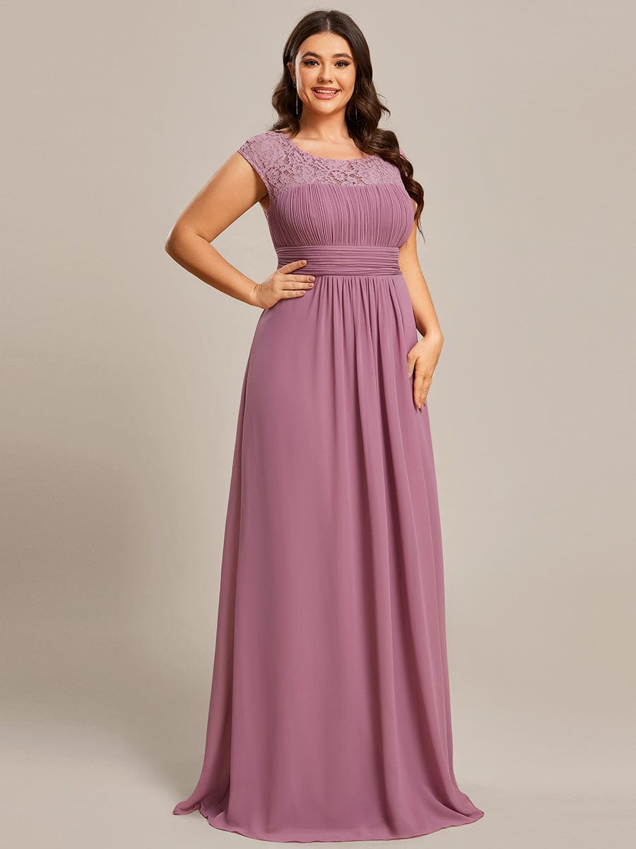 Elegant Lace & Chiffon Plus Size Evening Gown with Cap Sleeves - Image 3