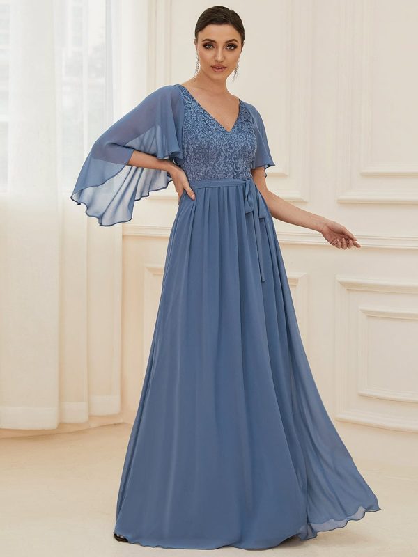 Elegant Lace Detail Deep V Neck Evening Gown - Image 35