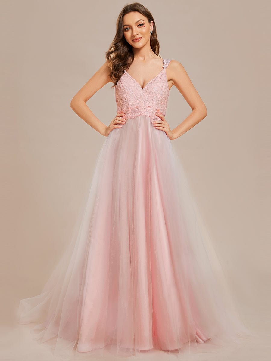 Elegant Lace Tulle Wedding Gown with Double V-Neck - Image 15