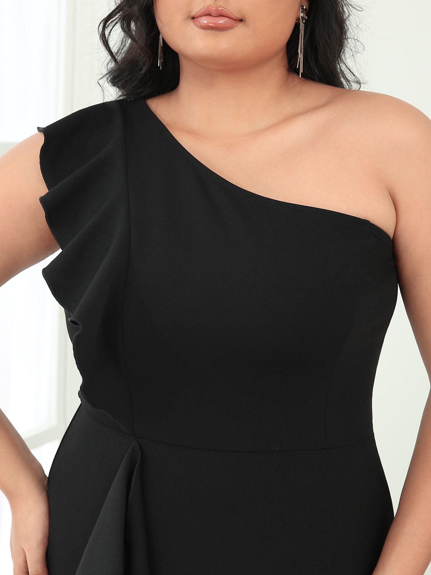 Elegant Plus Size Asymmetrical Shoulder Pencil Cocktail Gowns - Image 5