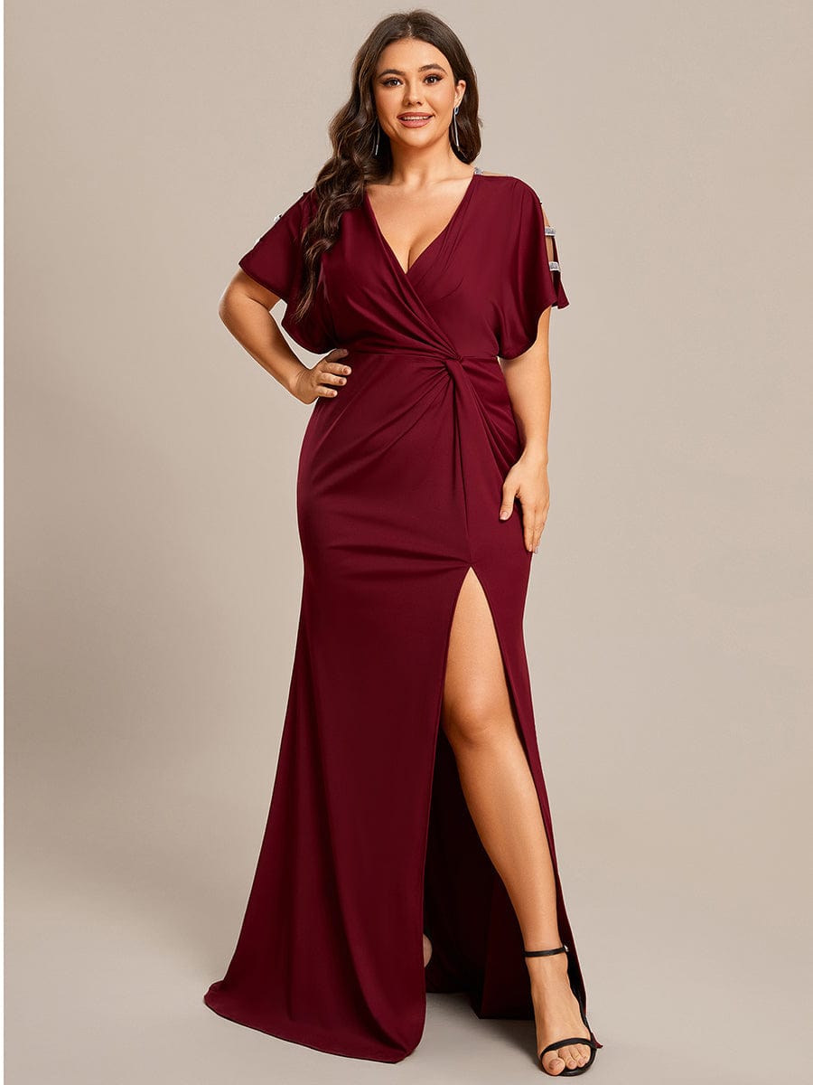 Elegant Plus Size Deep V-Neck Pleated Evening Gown with High Split - Image 2