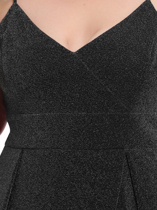 Elegant Plus Size Evening Gown with Spaghetti Straps and Pleated Detail - Image 20