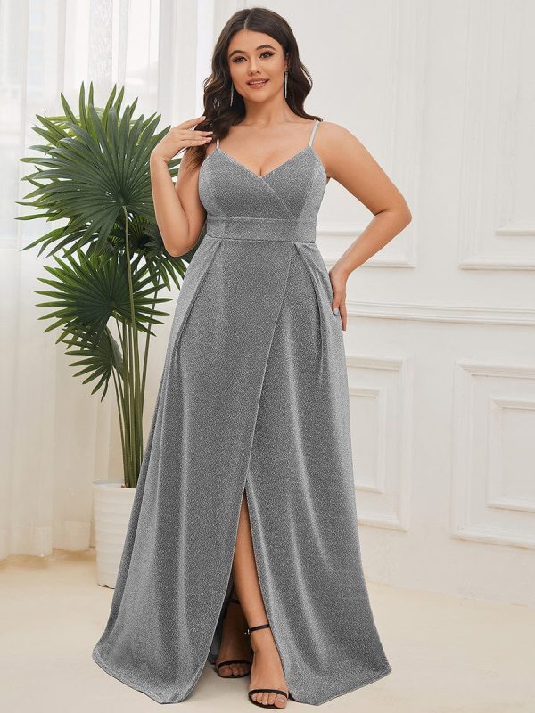 Elegant Plus Size Evening Gown with Spaghetti Straps and Pleated Detail - Image 45