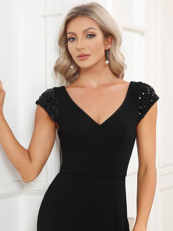 Elegant Sleeveless Deep V Neck Fishtail Evening Gown - Image 10