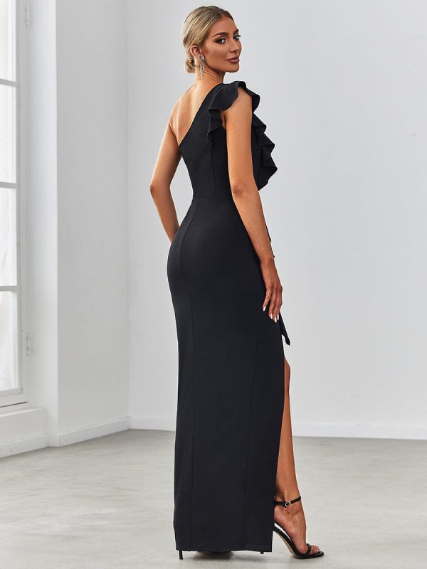 Elegant Sleeveless Pencil Evening Gown - Image 2