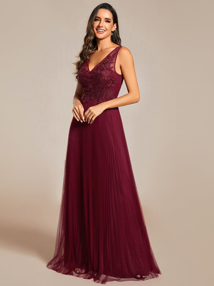 Elegant V-Neck Sleeveless Wholesale Evening Gown with Applique Detail - Image 9