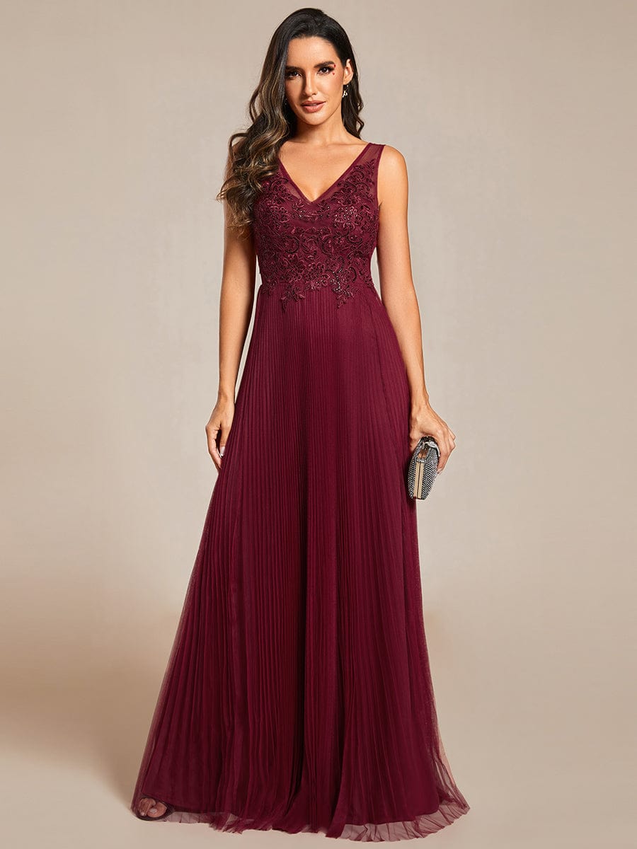 Elegant V-Neck Sleeveless Wholesale Evening Gown with Applique Detail - Image 10