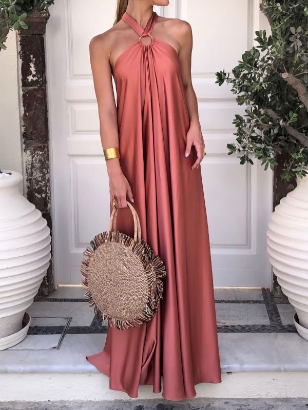 Gorgeous Sleeveless Dress with Halter Neck and Open Back - Image 2
