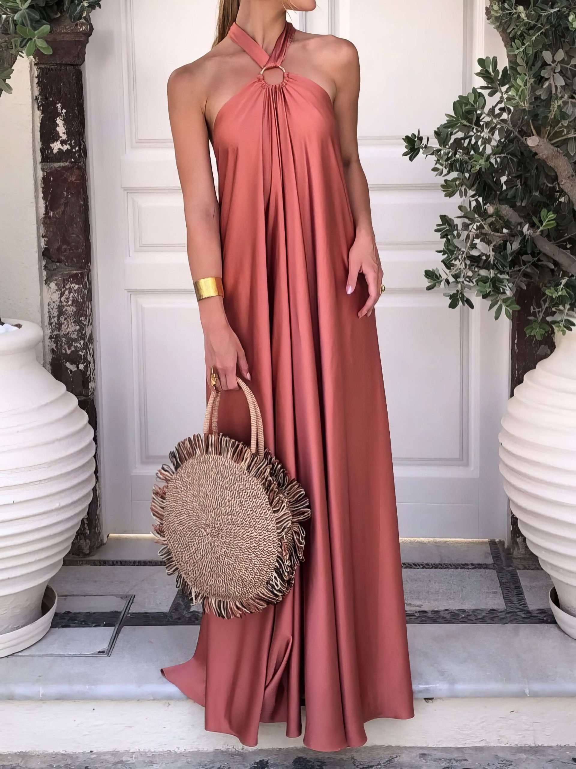 Gorgeous Sleeveless Dress with Halter Neck and Open Back - Image 2