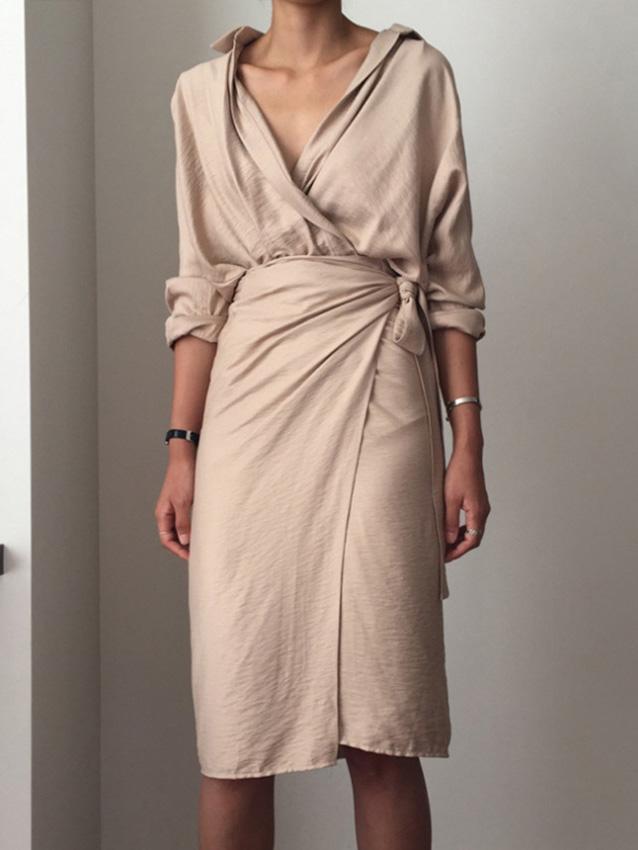 Women's Dresses Irregular Tie V-Neck Long Sleeve Dress - Image 3